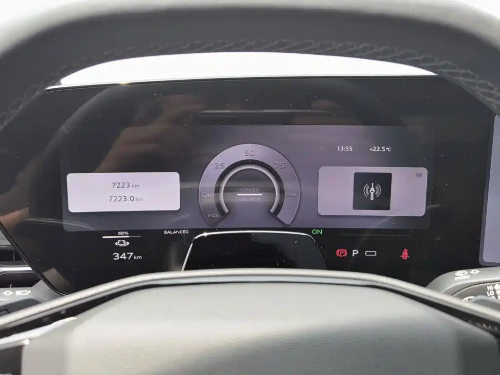Audi Q6L E-Tron 2025 — фото 13