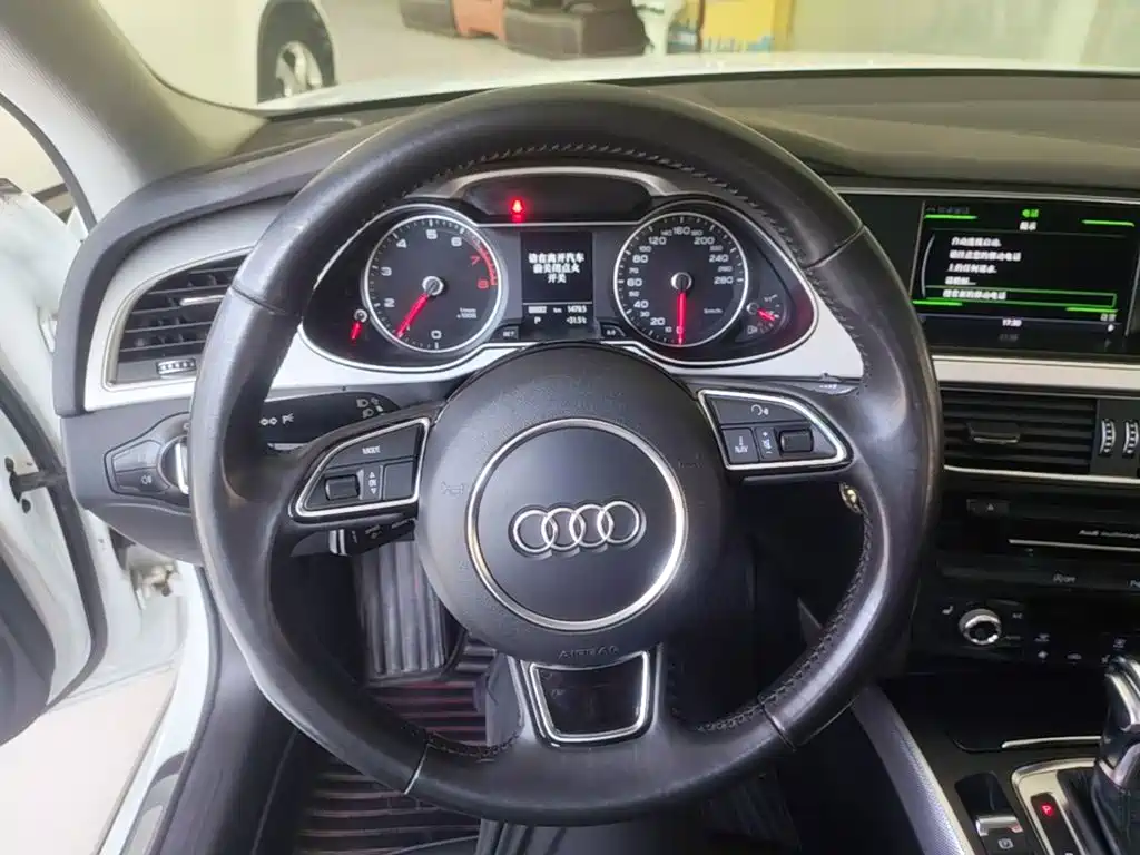 Audi A4 2016 — фото 11