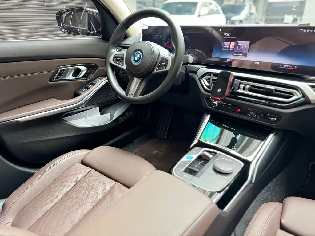 BMW i3 2023 — фото 13