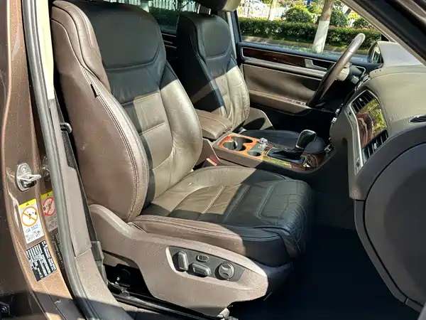 Volkswagen Touareg 2012