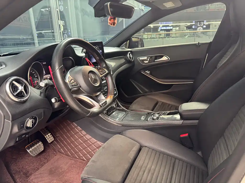 Mercedes-Benz CLA 2018 — фото 4