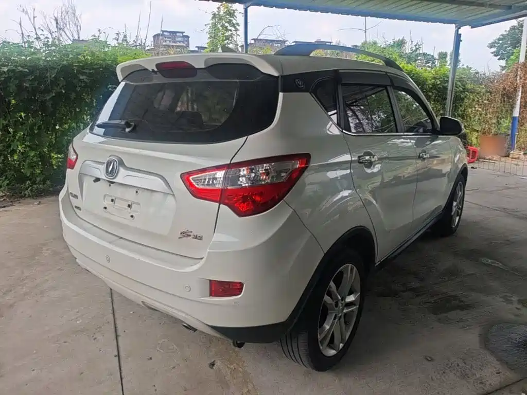 Changan CS35 2015