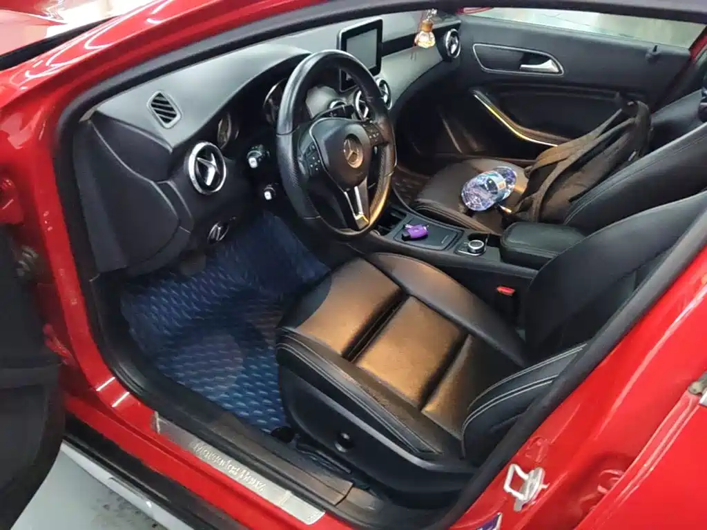 Mercedes-Benz GLA 2016 — фото 16