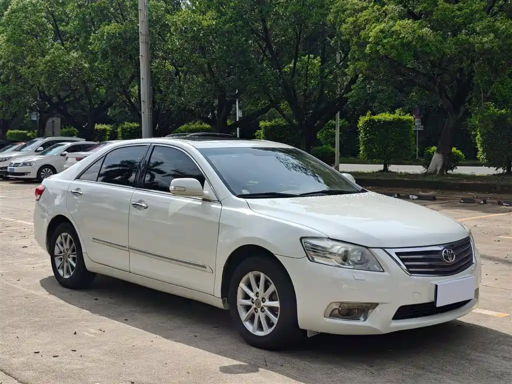 Toyota Camry 2010