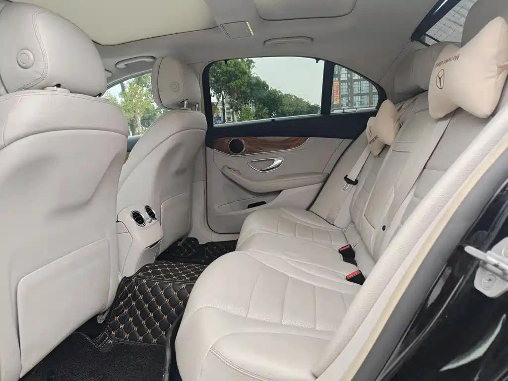Mercedes-Benz C-Class 2015 — фото 16