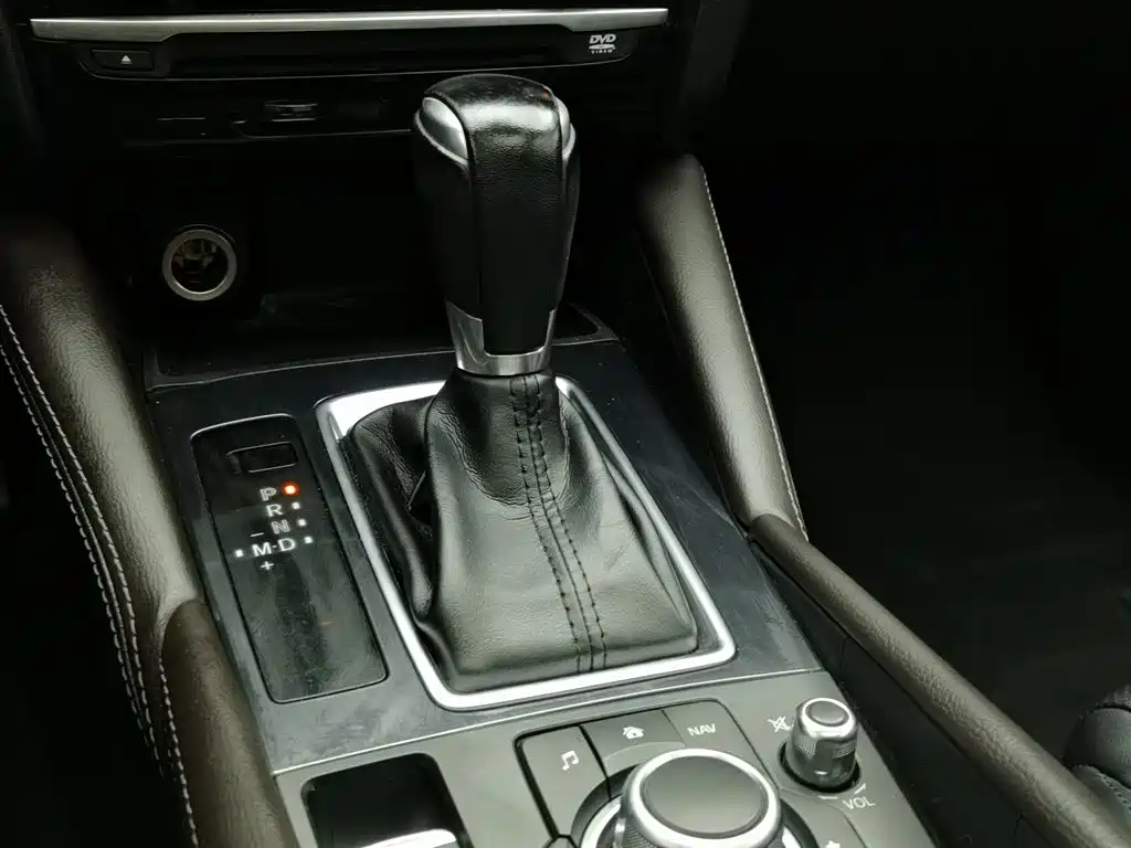 Mazda Atenza 2019 — фото 13