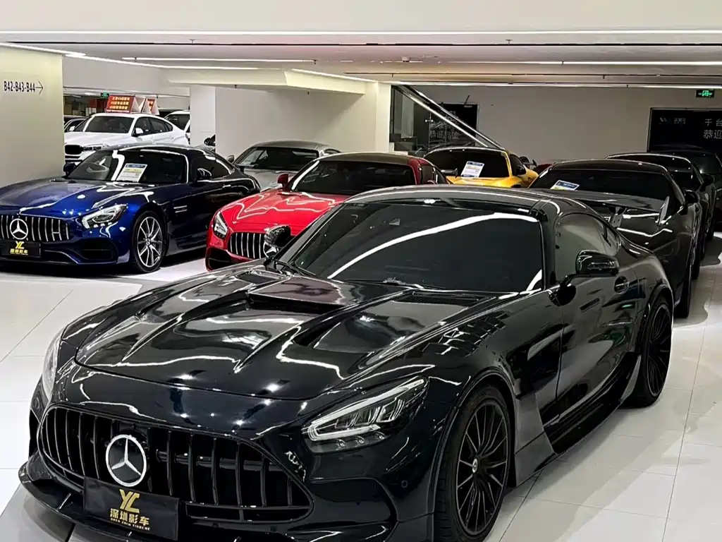 Mercedes-Benz AMG GT 2020 — фото 1