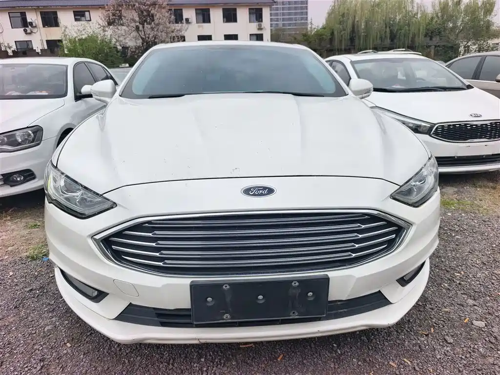 Ford Mondeo 2018 — фото 3