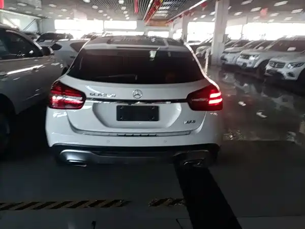 Mercedes-Benz GLA 2019