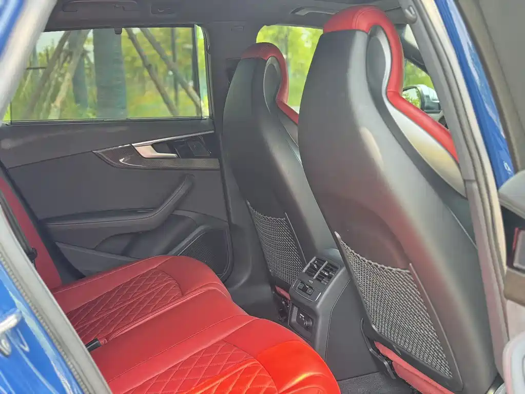 Audi S4 2025