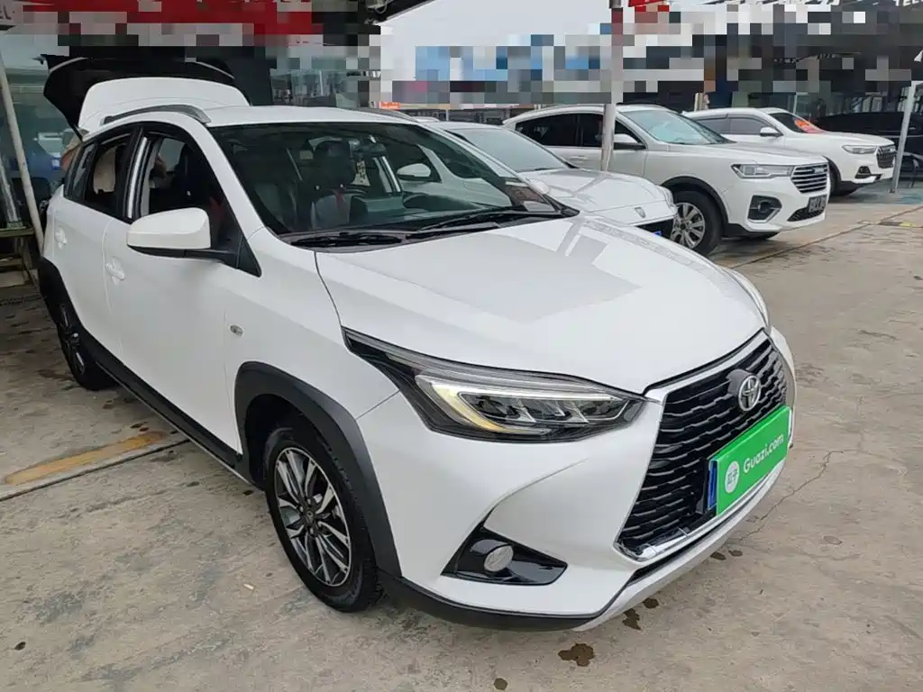 Toyota Yaris L 2020 — фото 22