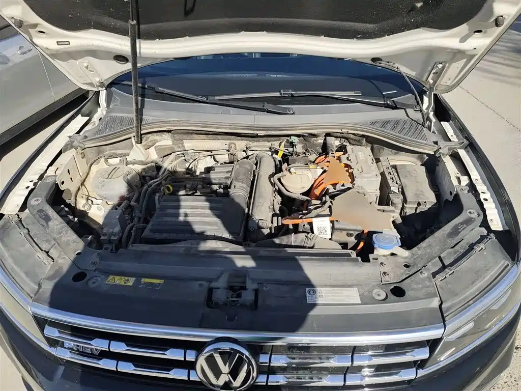 Volkswagen Tiguan L PHEV 2020 — фото 17