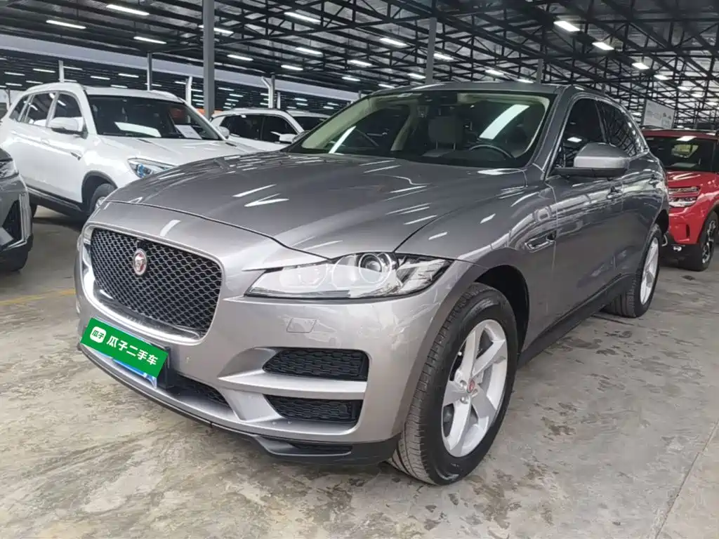 Jaguar F-PACE 2021 — фото 1