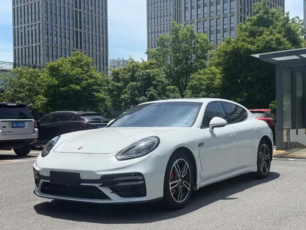 Porsche Panamera 2015