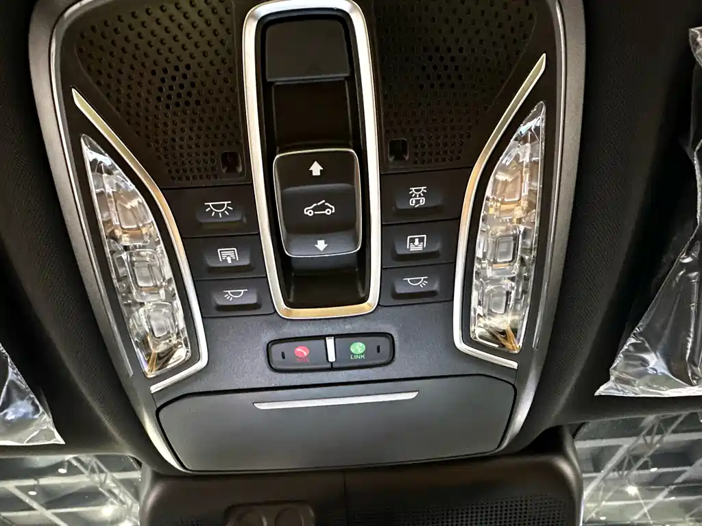 GAC Motor Trumpchi GS8 2025 — фото 12