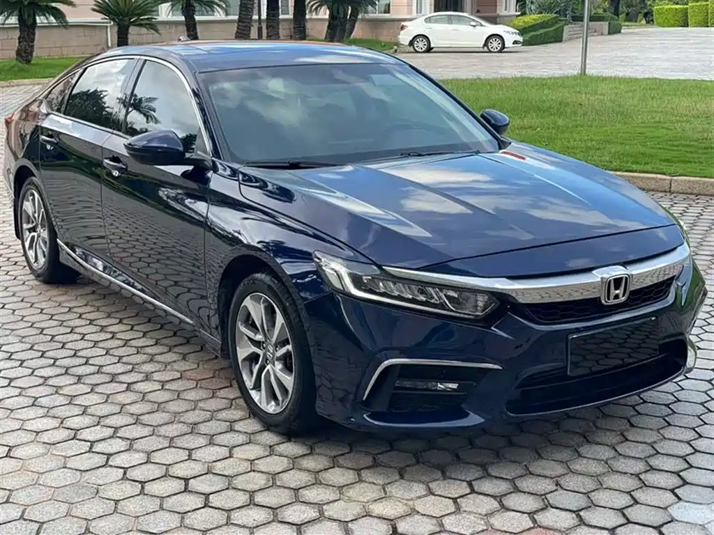 Honda Inspire 2020