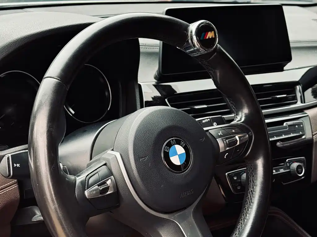 BMW X2 2021 — фото 21