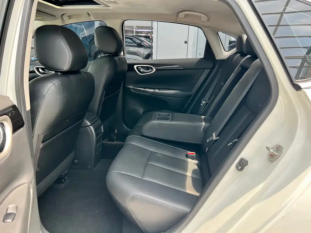 Nissan Sylphy 2018 — фото 27