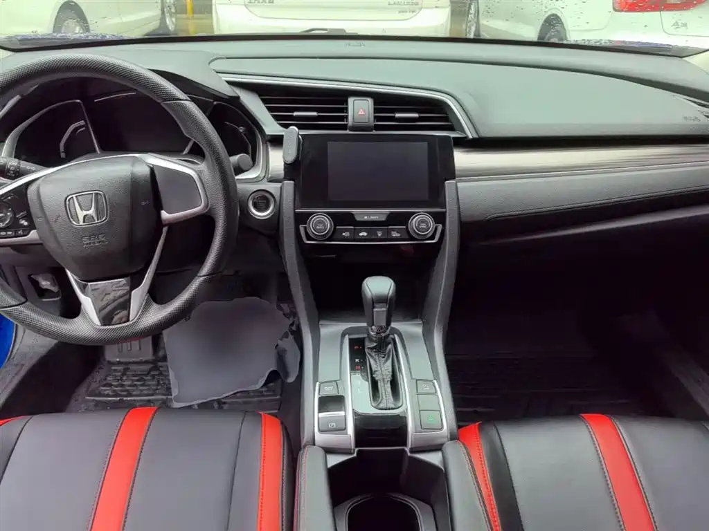 Honda Civic 2020 — фото 10