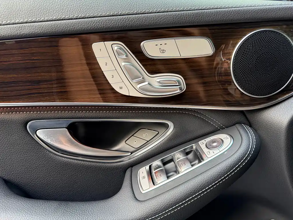 Mercedes-Benz GLC 2019 — фото 10