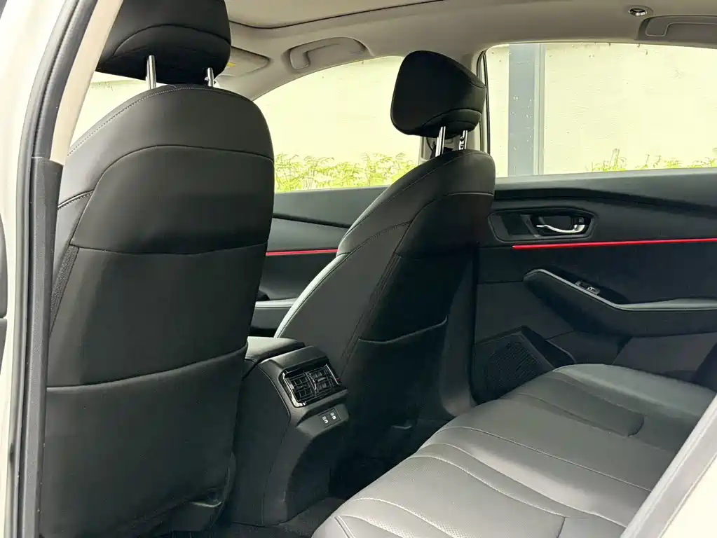 Honda Accord 2024 — фото 10