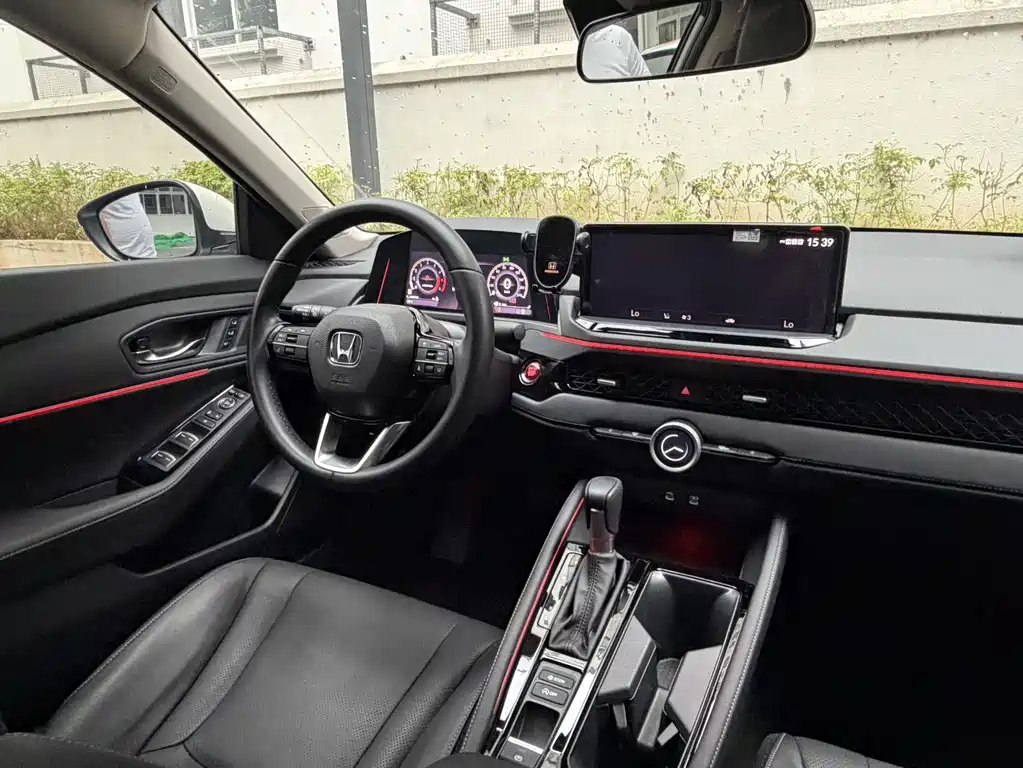 Honda Accord 2024 — фото 17