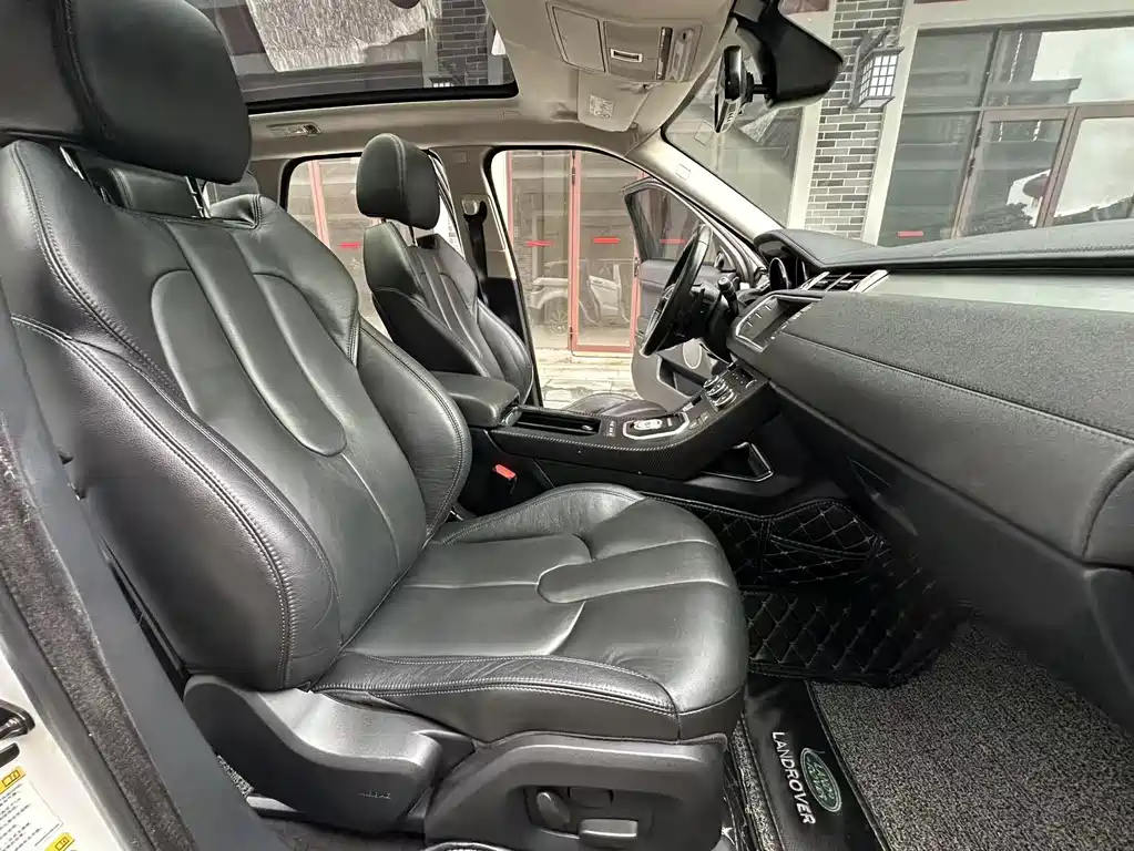Land Rover Evoque 2016 — фото 10