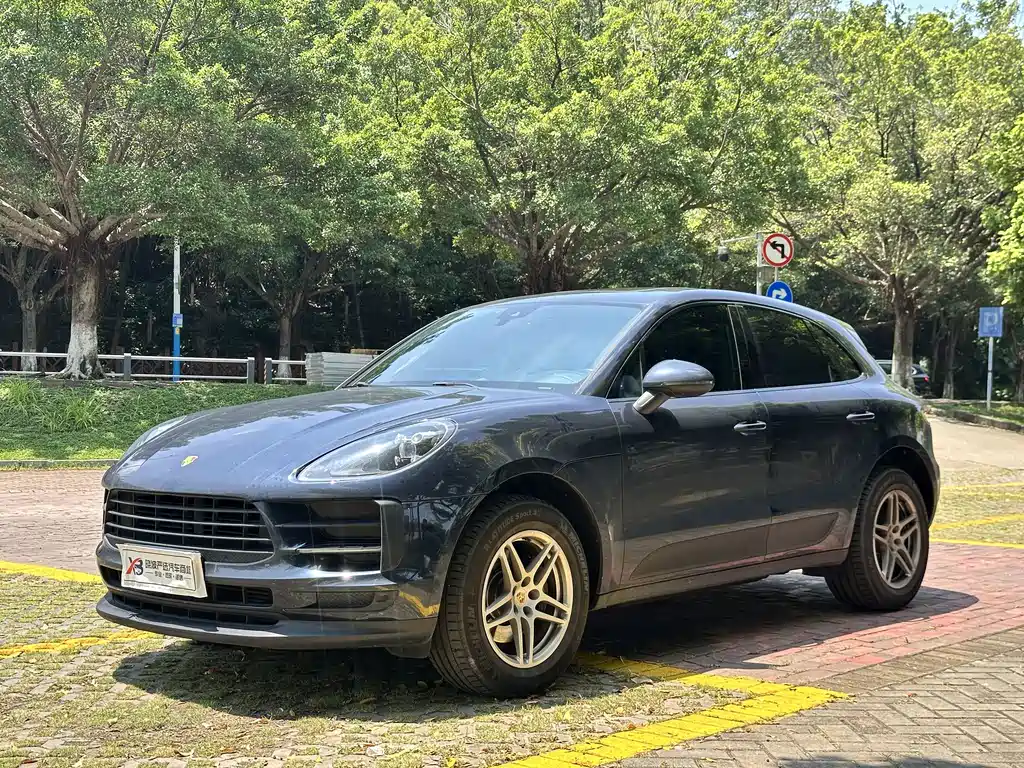 Porsche Macan 2021 — фото 14