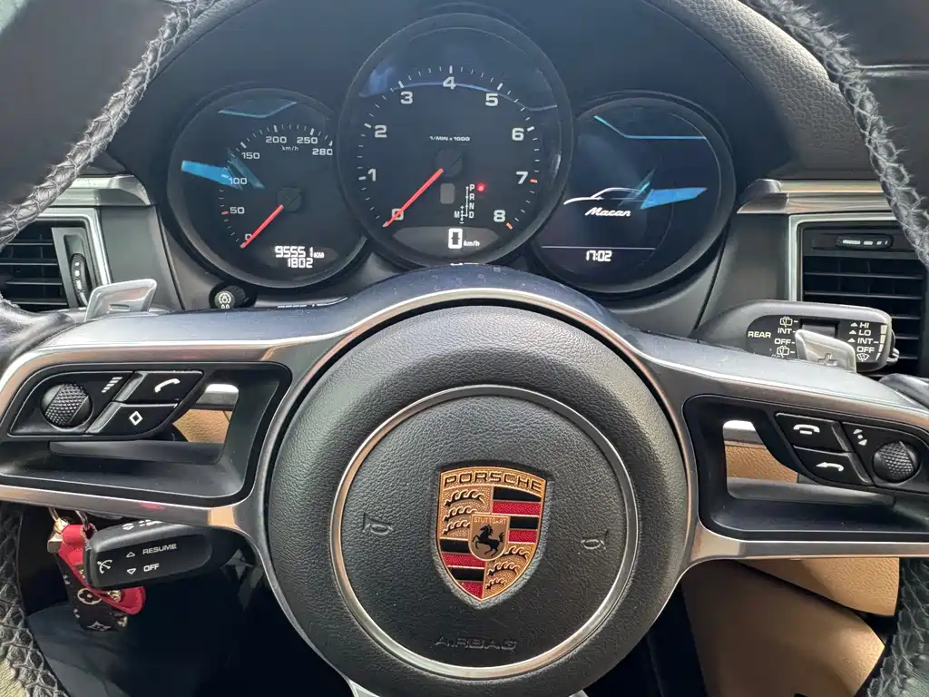 Porsche Macan 2018 — фото 13
