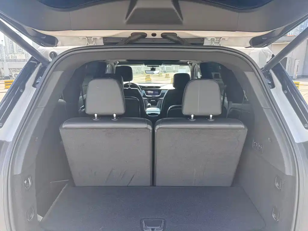 Cadillac XT6 2020 — фото 10
