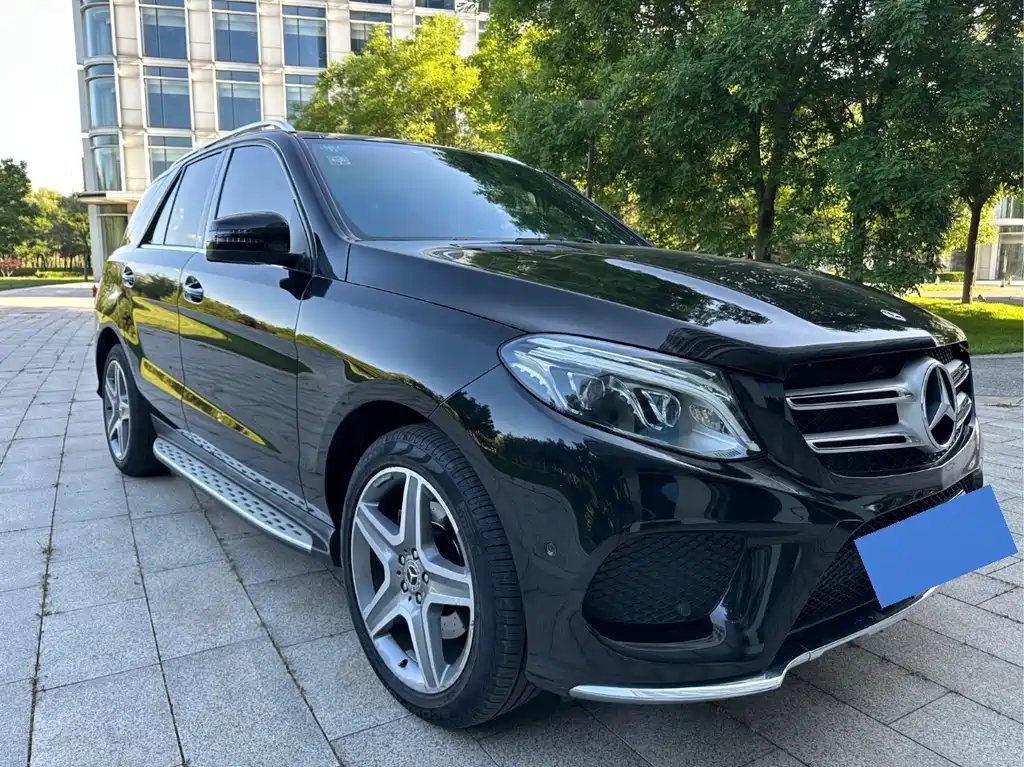 Mercedes-Benz GLE 2018 — фото 3