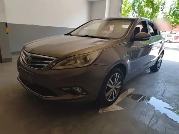 Changan Eado 2015