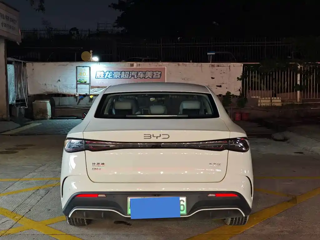 BYD Seal 06 2025