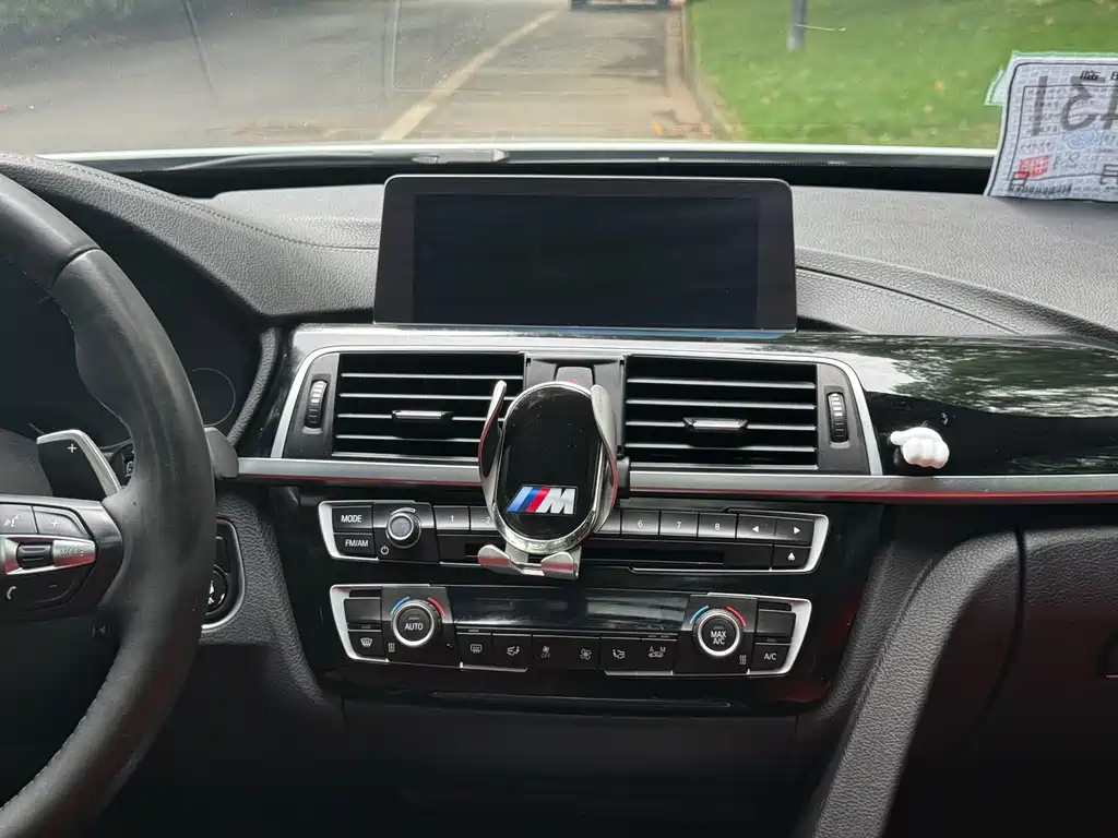 BMW 3 Series GT 2019 — фото 26