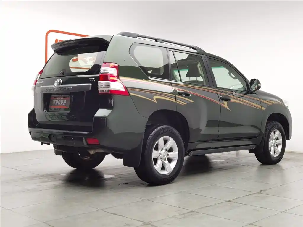 Toyota Prado 2017 — фото 2
