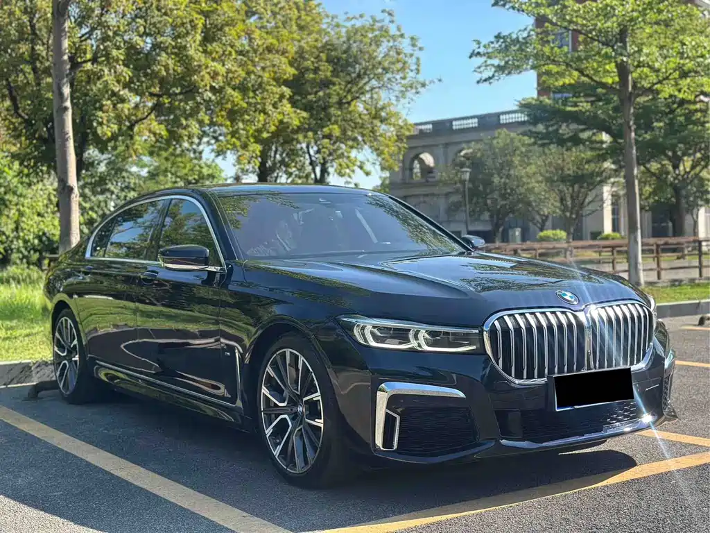BMW 7 Series 2021 — фото 3
