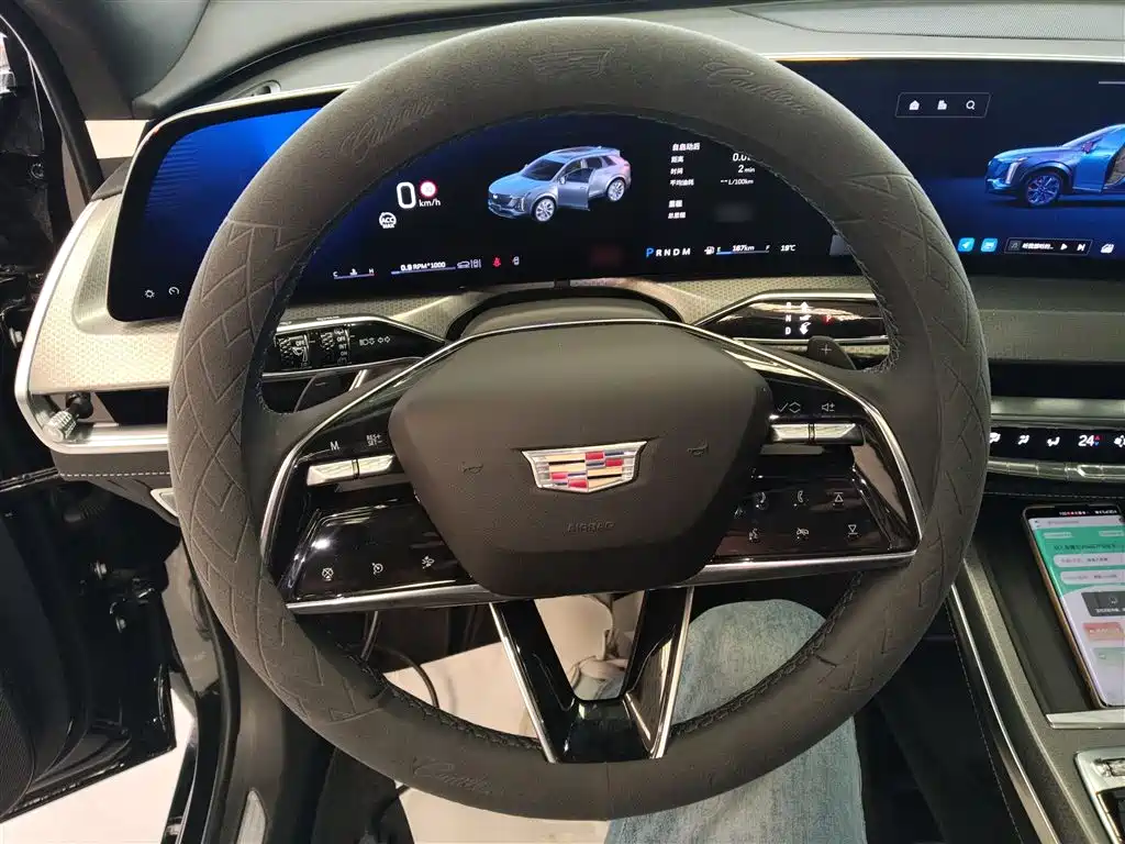 Cadillac XT5 2025 — фото 7
