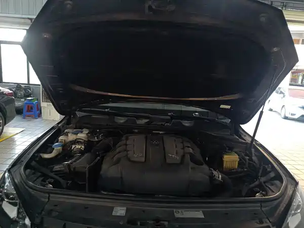 Volkswagen Touareg 2013