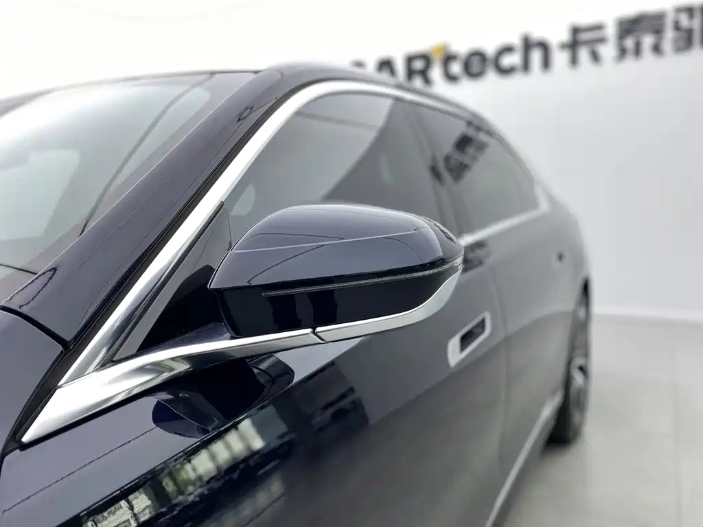 BMW 7 Series 2025 — фото 30