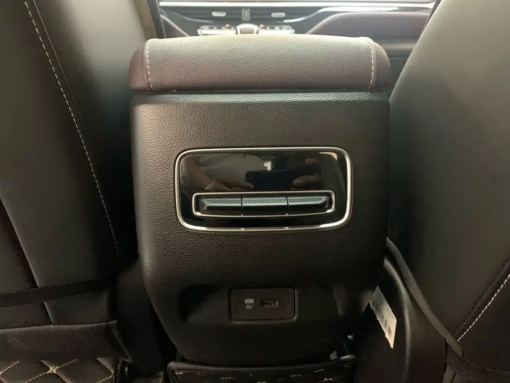 GAC Trumpchi M6 2022 — фото 13