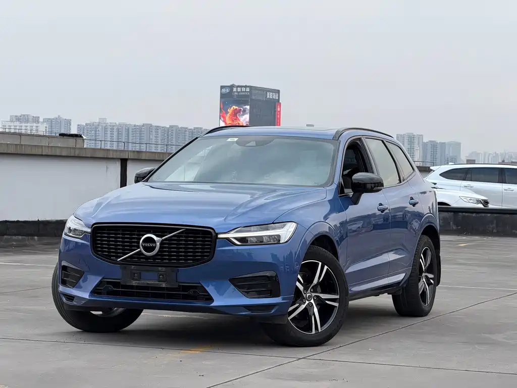 Volvo XC60 2020 — фото 1