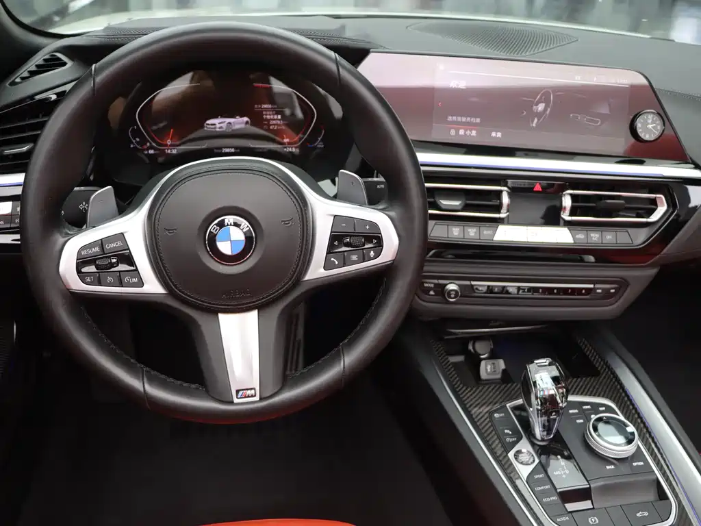 BMW Z4 2022 — фото 14