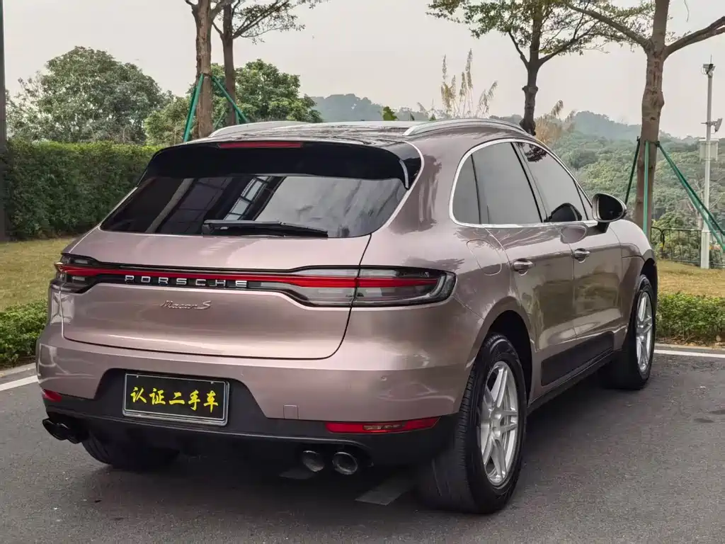 Porsche Macan 2019 — фото 12