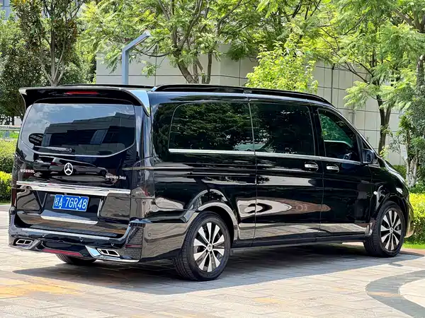 Mercedes-Benz Vito 2024