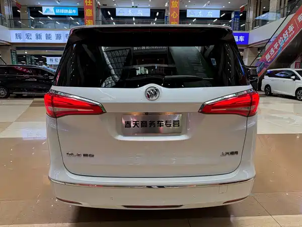 Buick GL8 2019