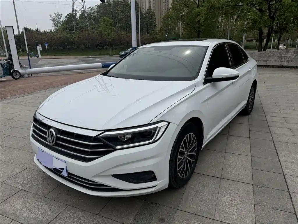 Volkswagen Sagitar 2019