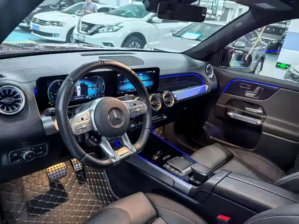 Mercedes-Benz GLB AMG 2021