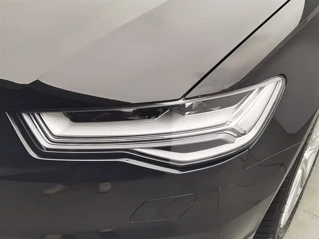 Audi A6L 2018 — фото 7