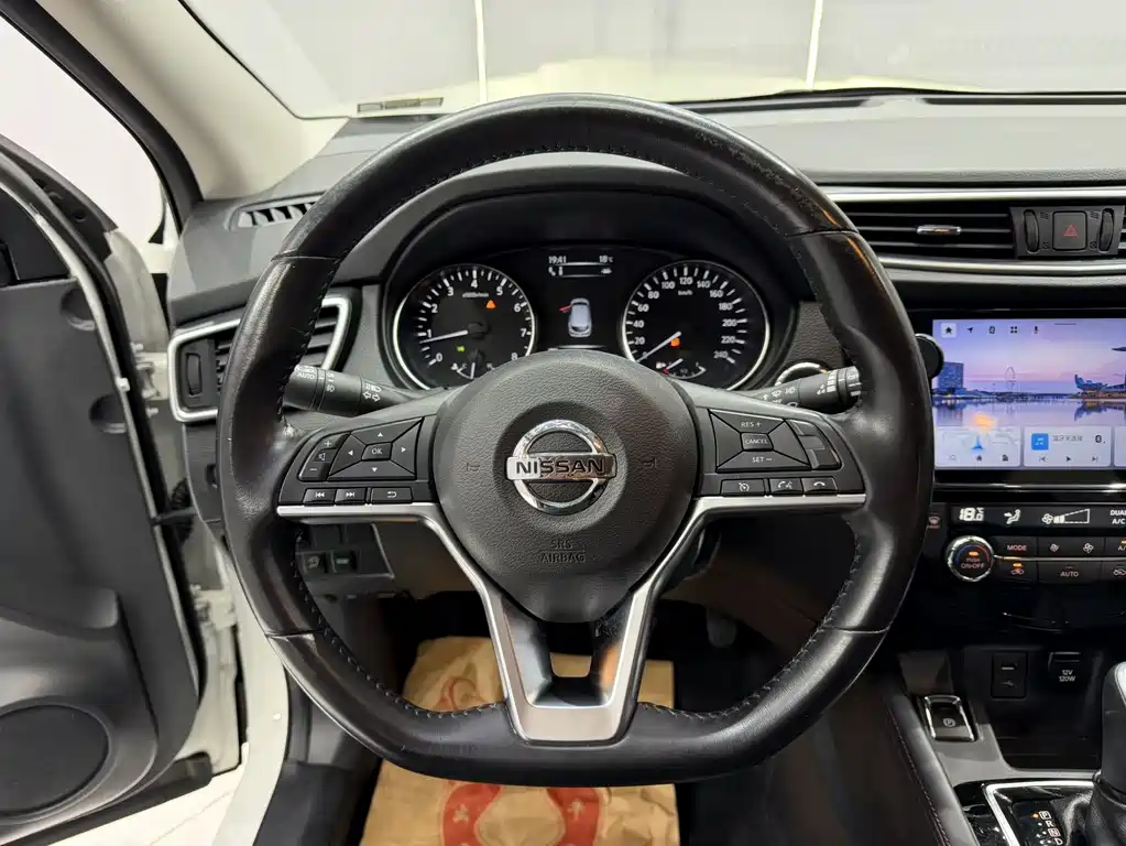 Nissan Qashqai 2023 — фото 11