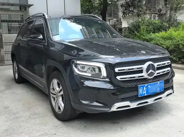 Mercedes-Benz GLB 2023